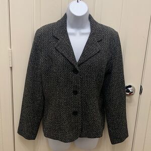 Savannah Size 6 Black White 3 Button Long Sleeve Wool Poly Acrylic Womans Blazer